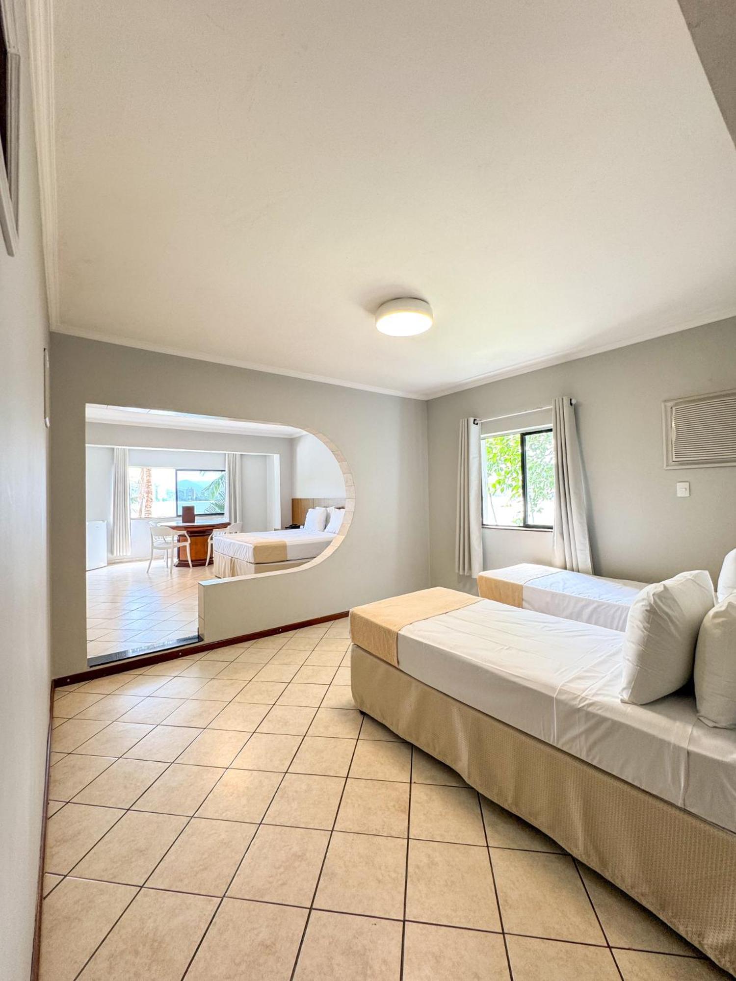 Ilha Porchat Hotel São Vicente Exteriör bild